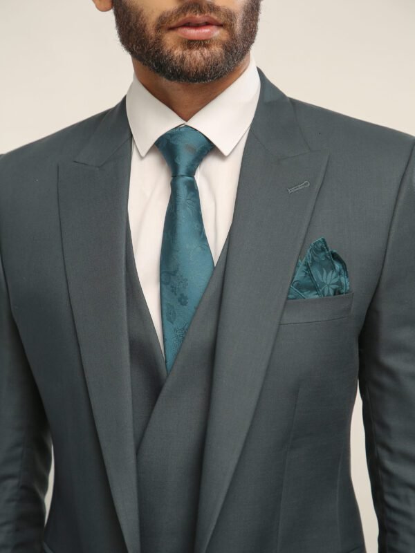 Classic three piece styles
