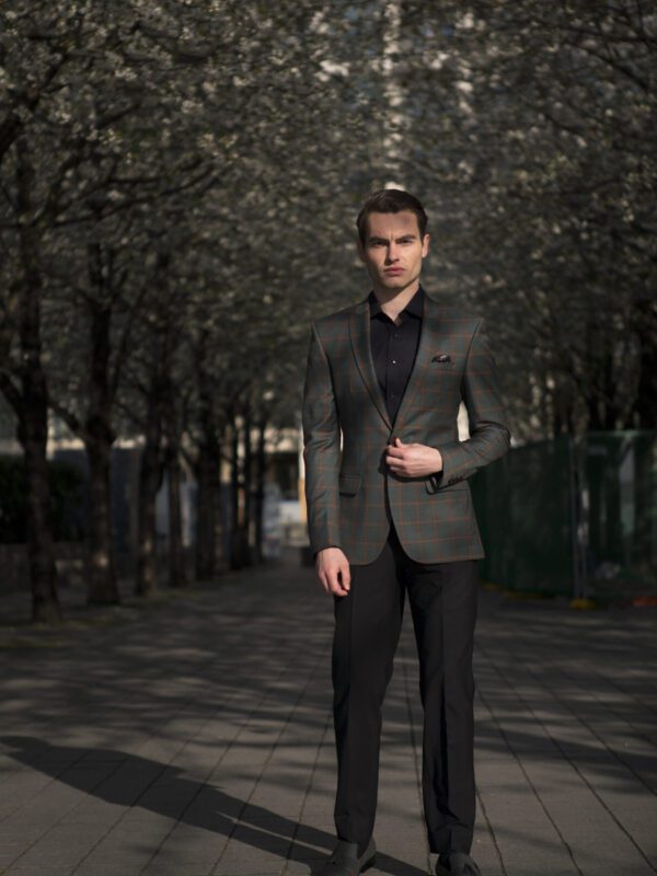 Trendy men's formal wear